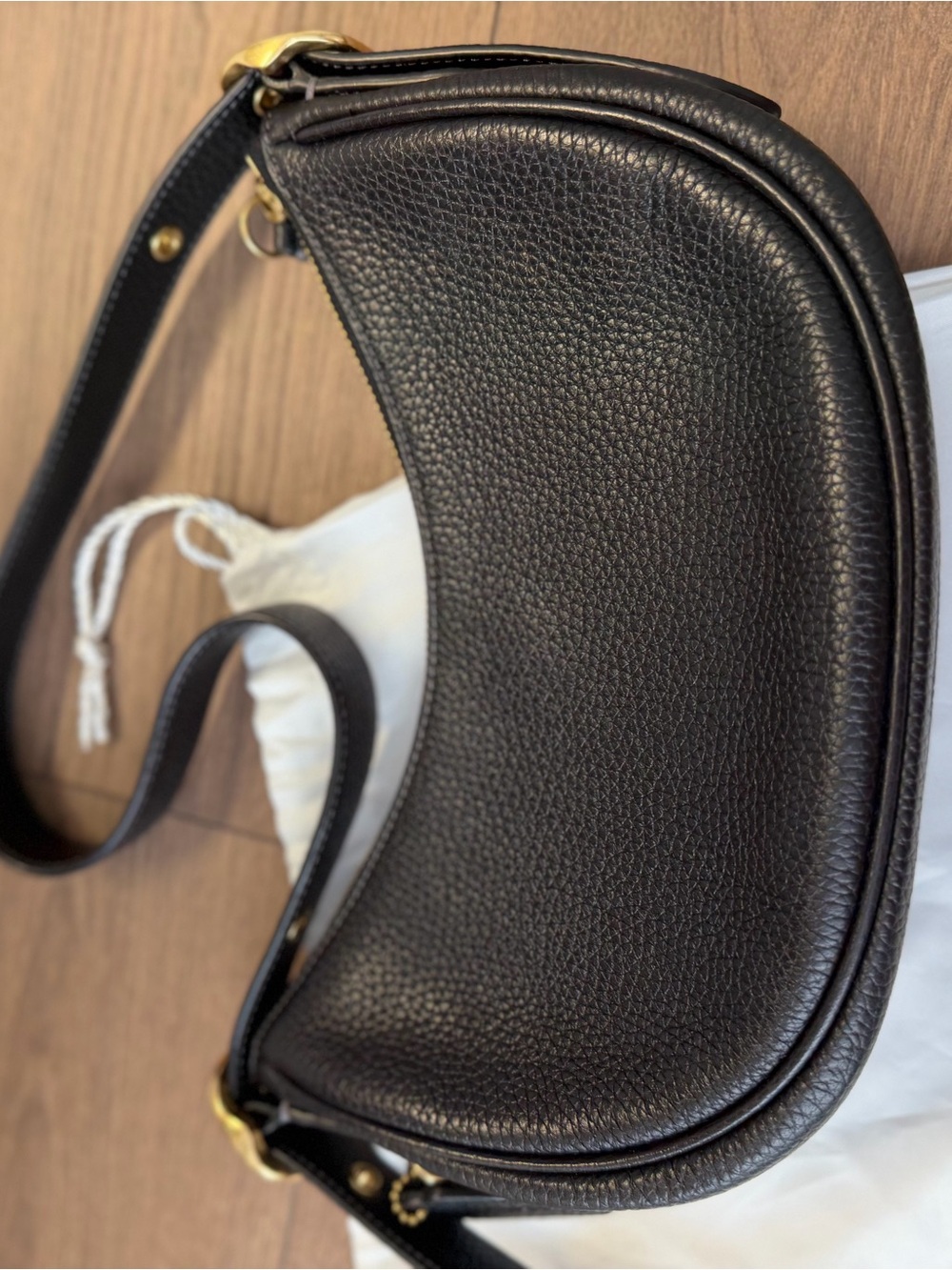 Coach Luna Black Pebbled Leather Shoulder Bag with Gold Hardware - Picture 5 of 12